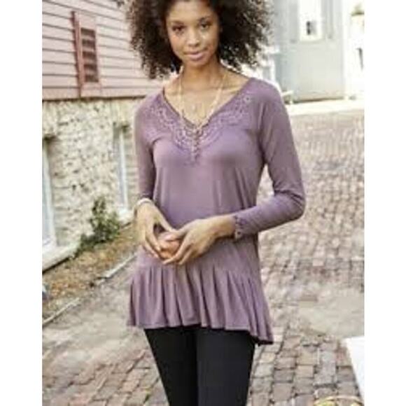 MATILDA JANE SMALL PURPLE LACE PEPLUM TUNIC - Picture 1 of 7
